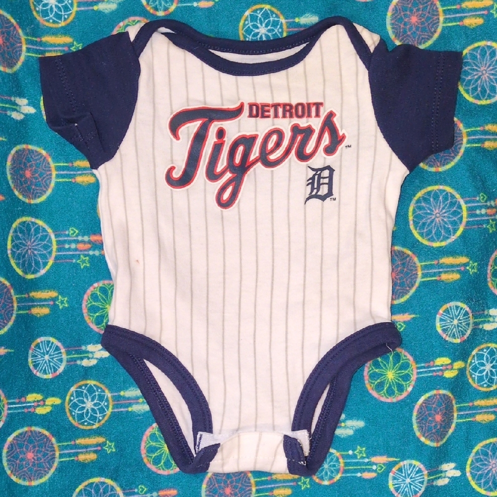 Genuine Merchandise Detroit Tigers Navy and White Bodysuit